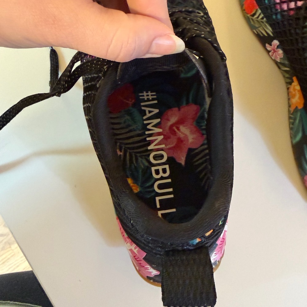 NOBULL Women’s Mesh Runners, Tropical Floral, Sz 8 - Picture 6 of 6